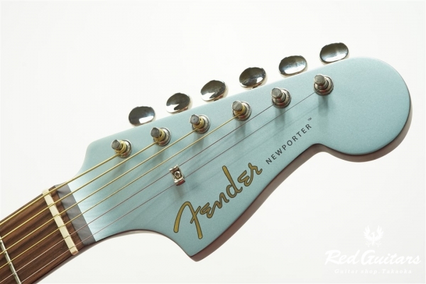 Newporter Player - Ice Blue Satin